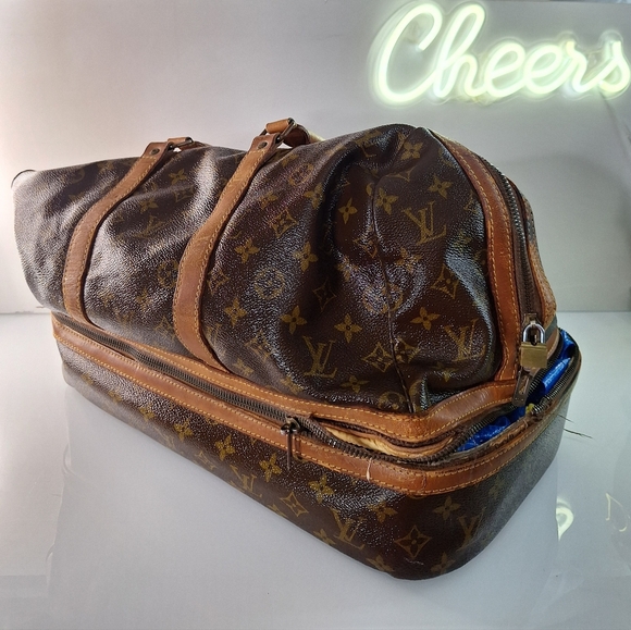 Louis Vuitton travel bag - Picture 10 of 11